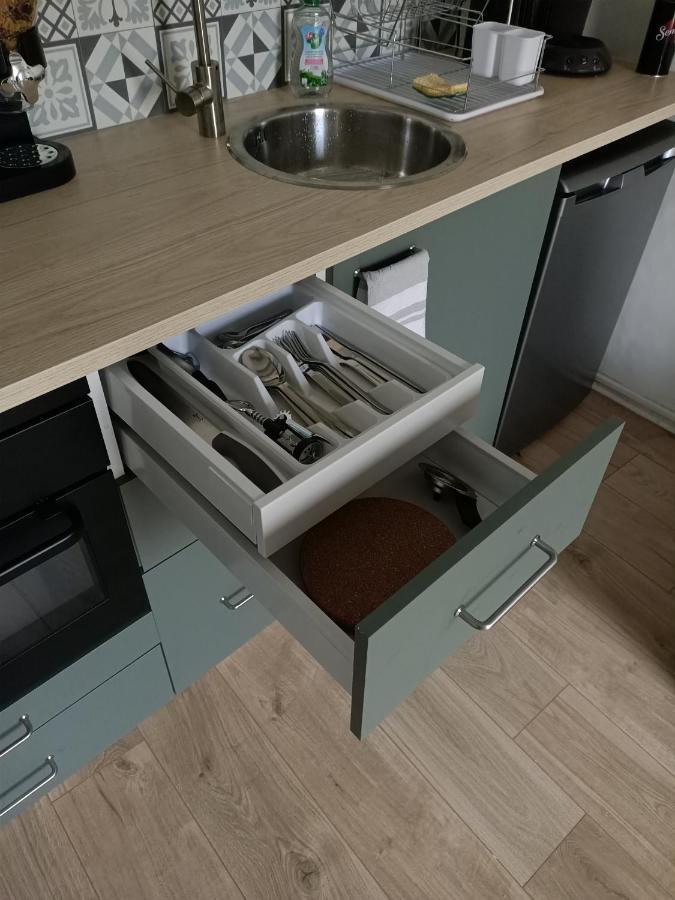 Cosy T2 Lejlighed Montbrison Eksteriør billede